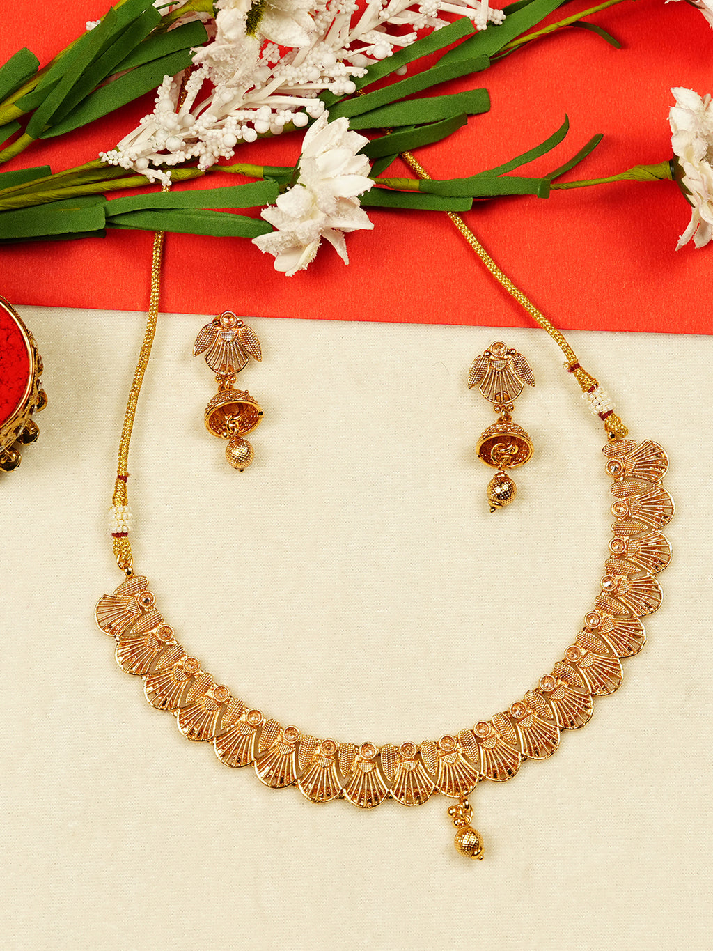 Aanura Gold Plated Scallop Necklace Set