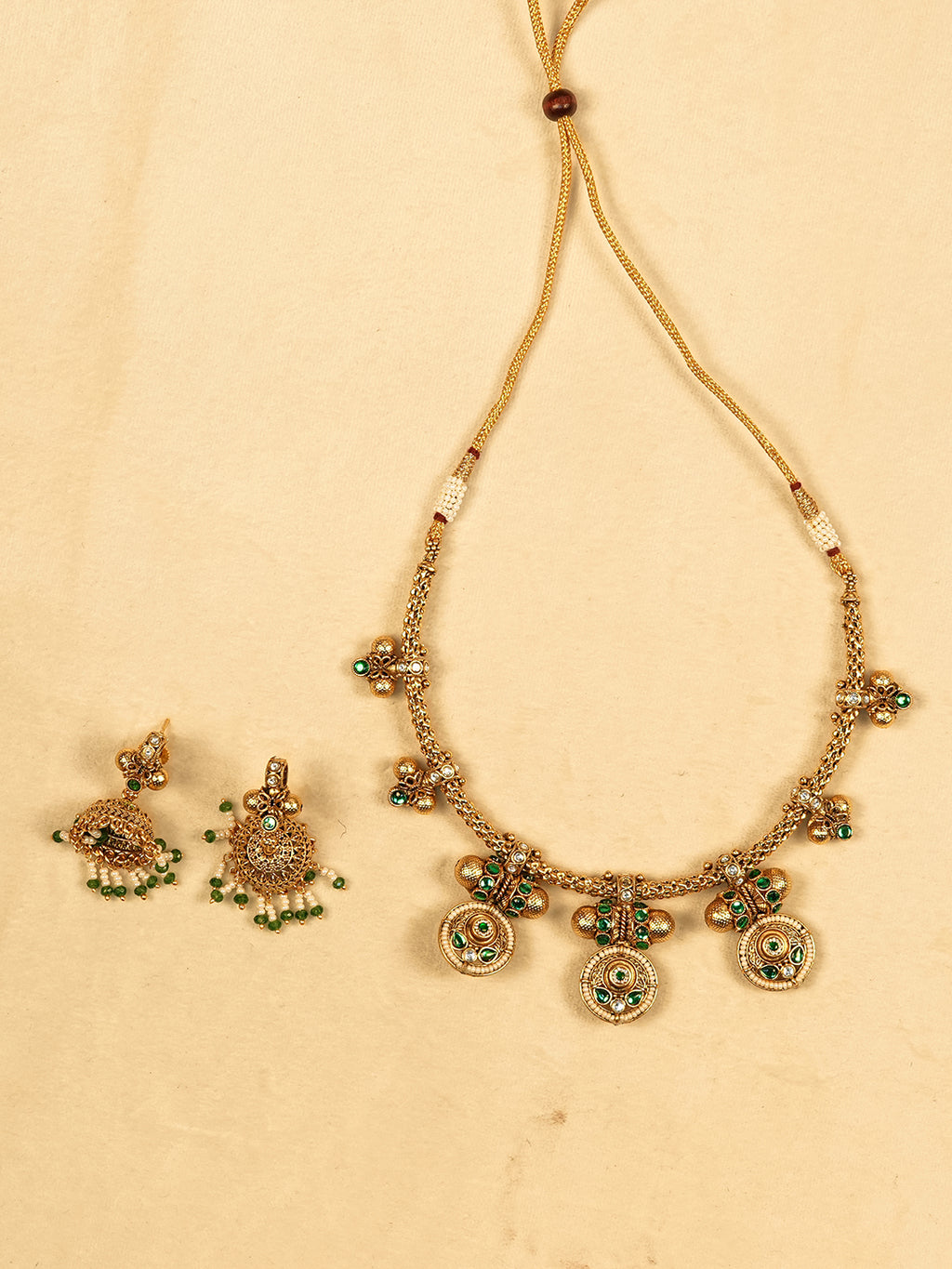 Aanura Traditional Necklace & Earring Set