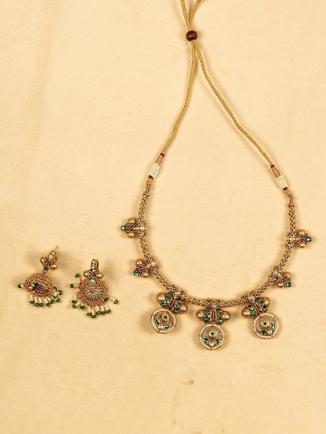 Aanura Traditional Necklace & Earring Set