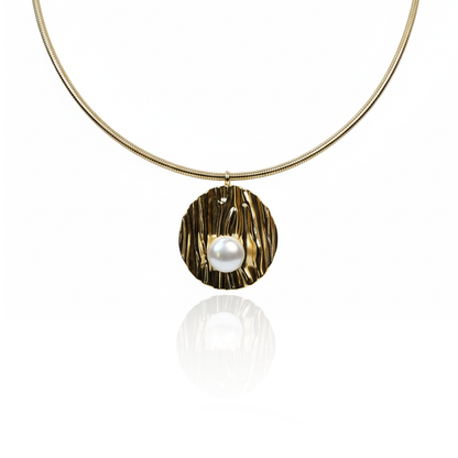 Aurelia Gold Choker with Pearl & Pendant