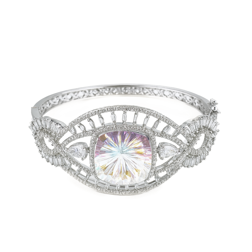 Aanura Emerald Royale Gold Bracelet