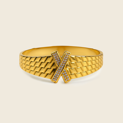 Aanura Textured Gold X Motif Bracelet
