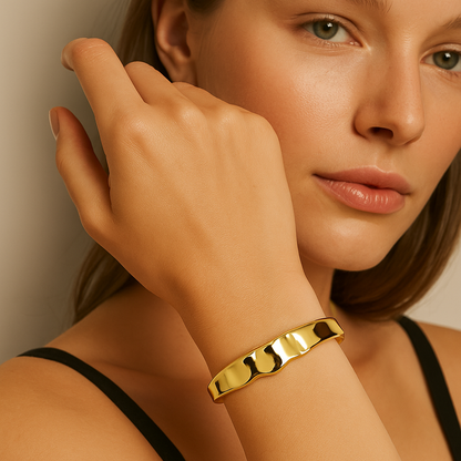 Aanura Gold Textured Minimalist Bracelet