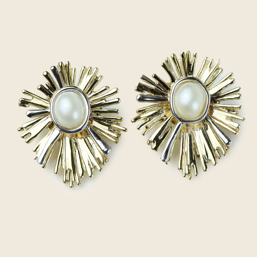 Aanura Radiant Sunburst Pearl Earrings