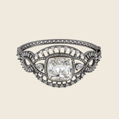 Aanura Emerald Royale Gold Bracelet