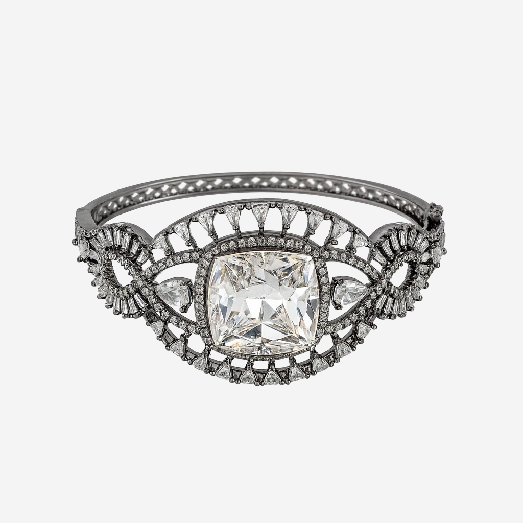 Aanura Emerald Royale Gold Bracelet