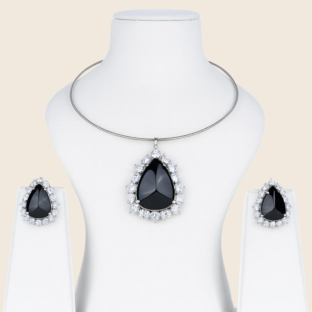 Aanura Black Onyx Teardrop Necklace Set