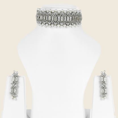 Aanura Emerald Pearl Choker Necklace Set