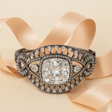 Aanura Emerald Royale Gold Bracelet