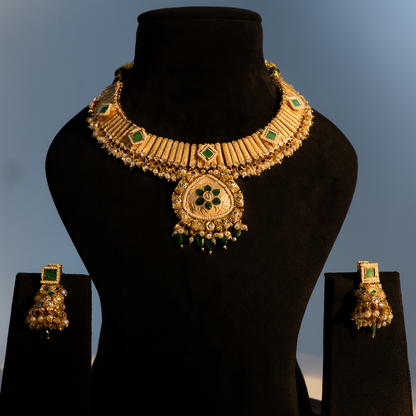 Aanura Kundan Choker Necklace with Green Stones & Pearls