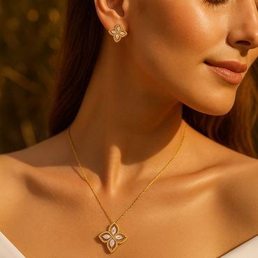 Aanura Floral Clover Necklace & Earrings Set