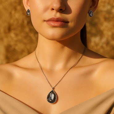 Aanura Crystal Teardrop Necklace & Earrings Set