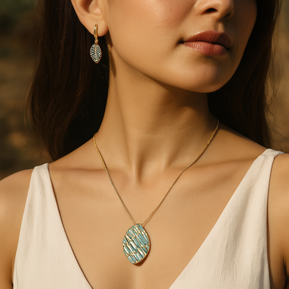 Aanura Striped Leaf Necklace & Earrings Set