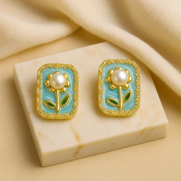 Aanura Vintage Pearl Floral Stud Earrings