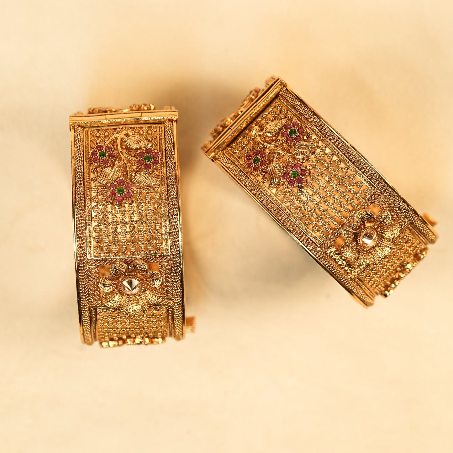 Aanura Gold Plated Heritage Stonework Bangle