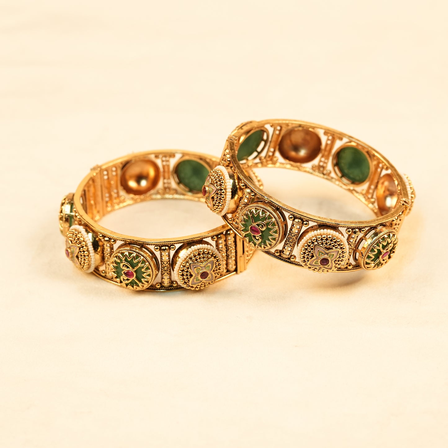 Aanura Gold Plated Antique Motif Stone Bangle