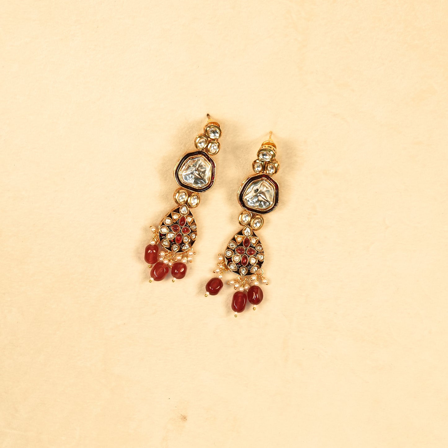 Aanura Gold Traditional Necklace Set With Earrings