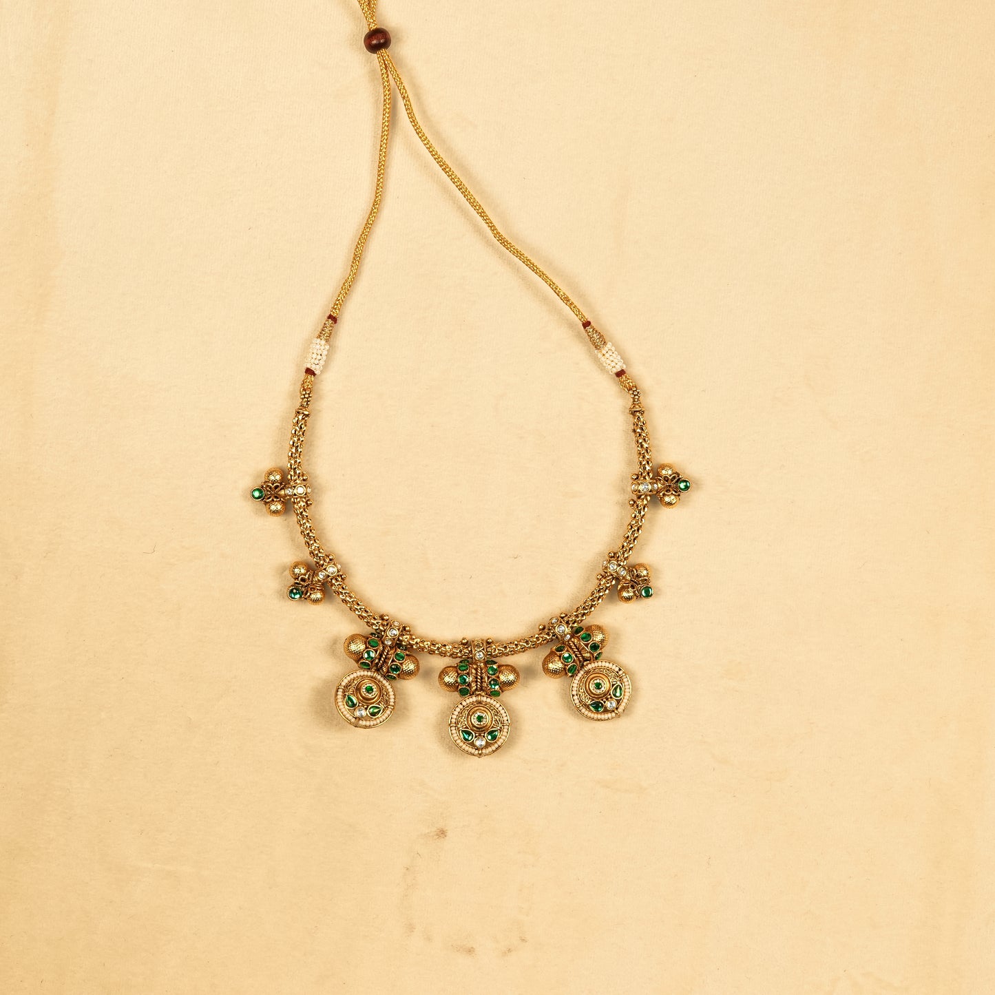 Aanura Traditional Necklace & Earring Set