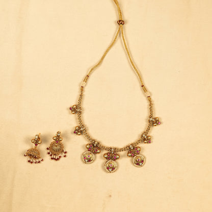 Aanura Traditional Necklace & Earring Set