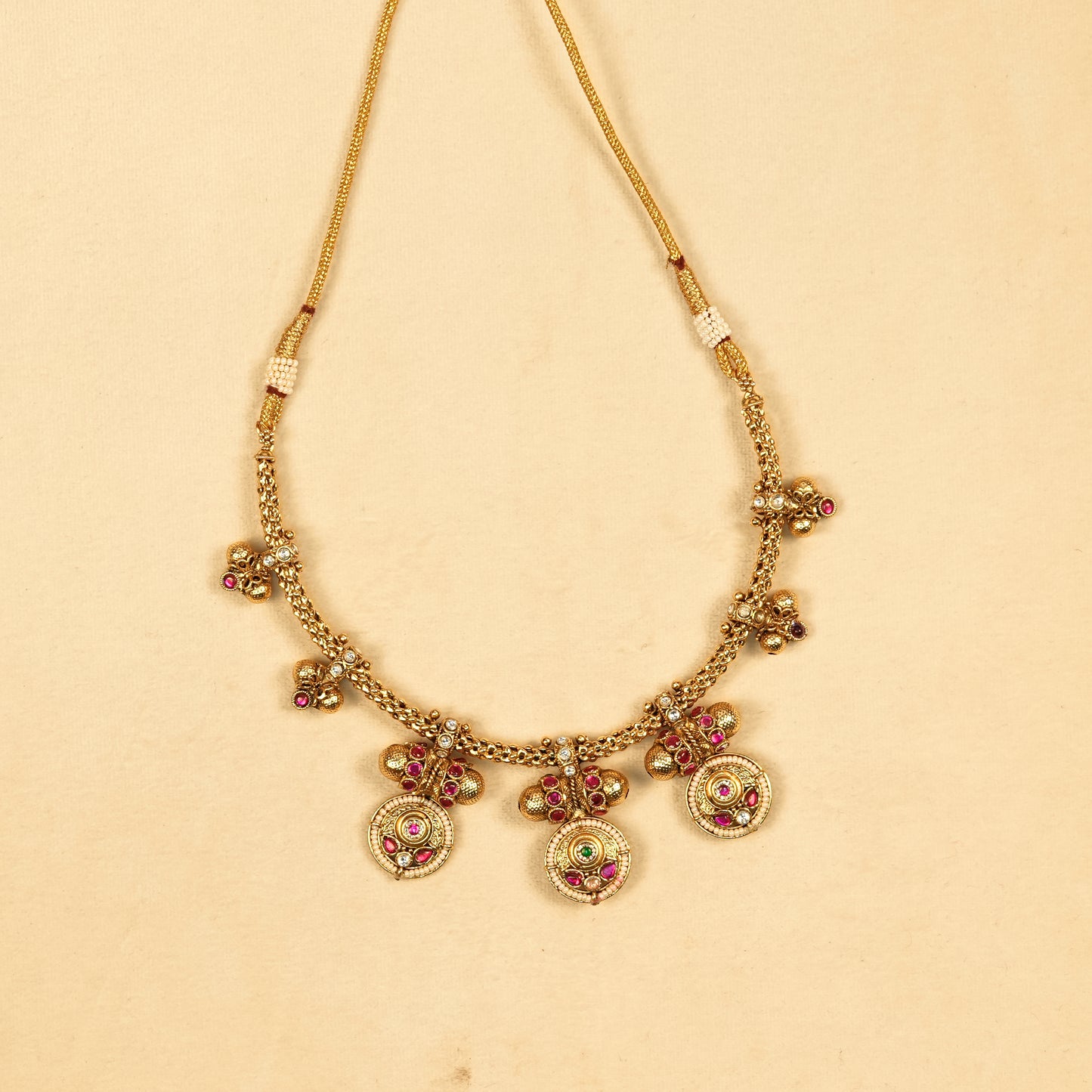 Aanura Traditional Necklace & Earring Set