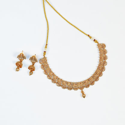Aanura Gold Plated Scallop Necklace Set