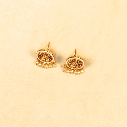 Aanura Traditional Necklace Set in Gold-Plated Finish