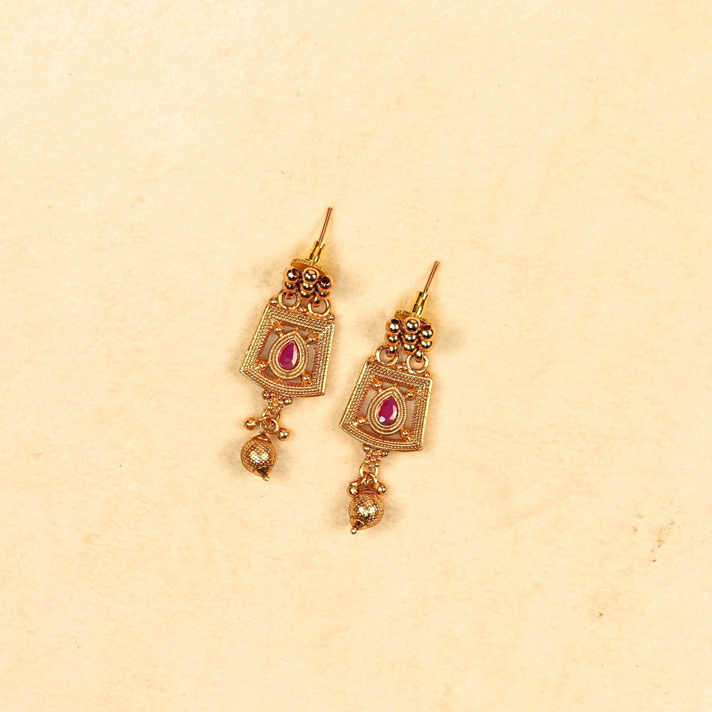 Aanura Gold Plated Heritage Panel Necklace Set