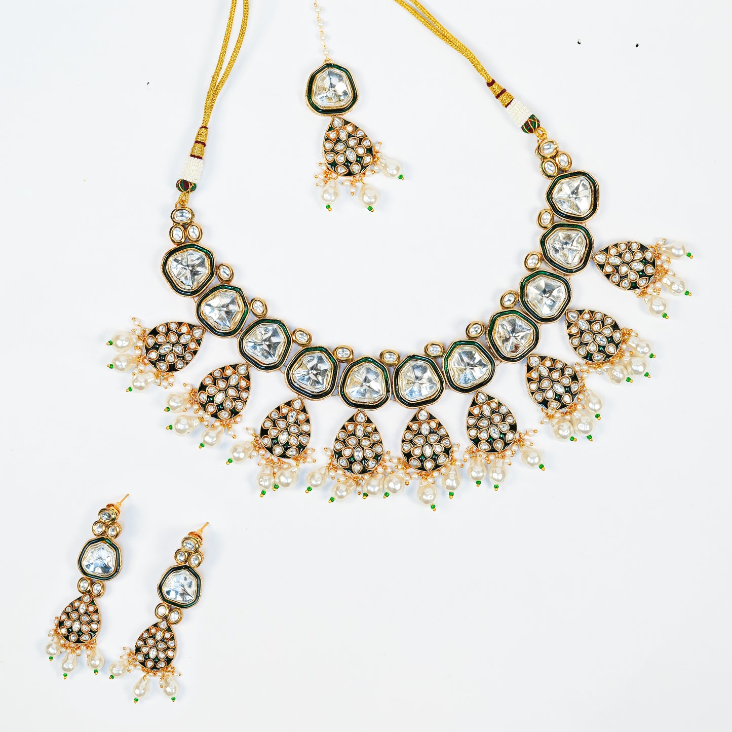 Aanura Gold Traditional Necklace Set With Earrings