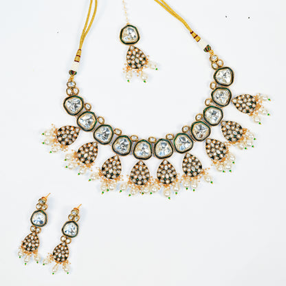 Aanura Gold Traditional Necklace Set With Earrings