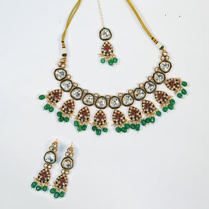 Aanura Gold Traditional Necklace Set With Earrings