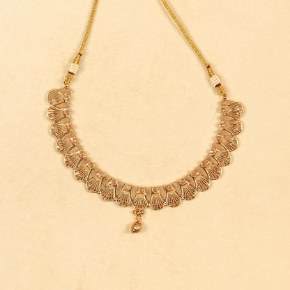 Aanura Gold Plated Scallop Necklace Set