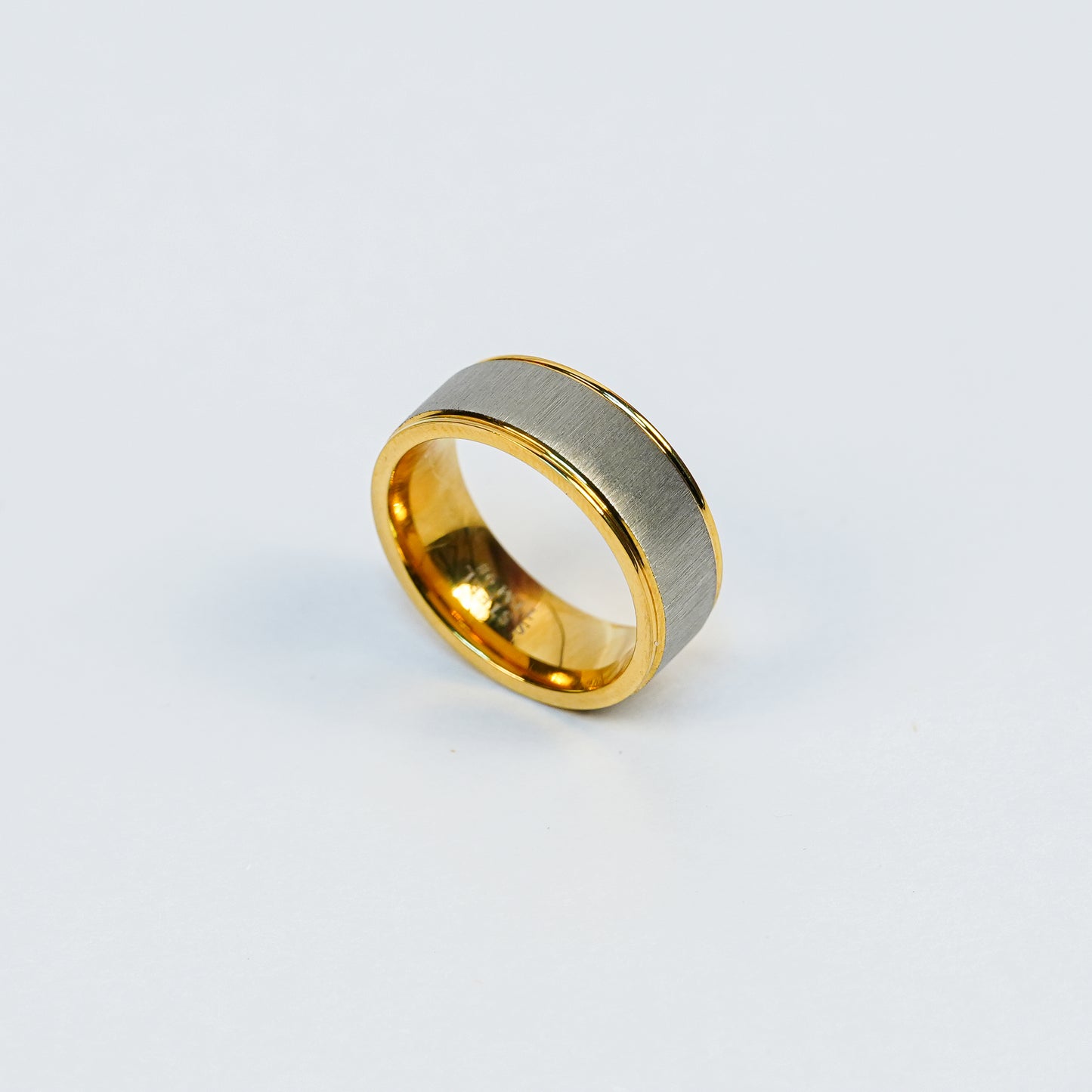 Aanura Brushed Band Men’s  Ring