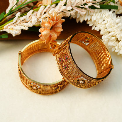 Aanura Gold Plated Heritage Stonework Bangle