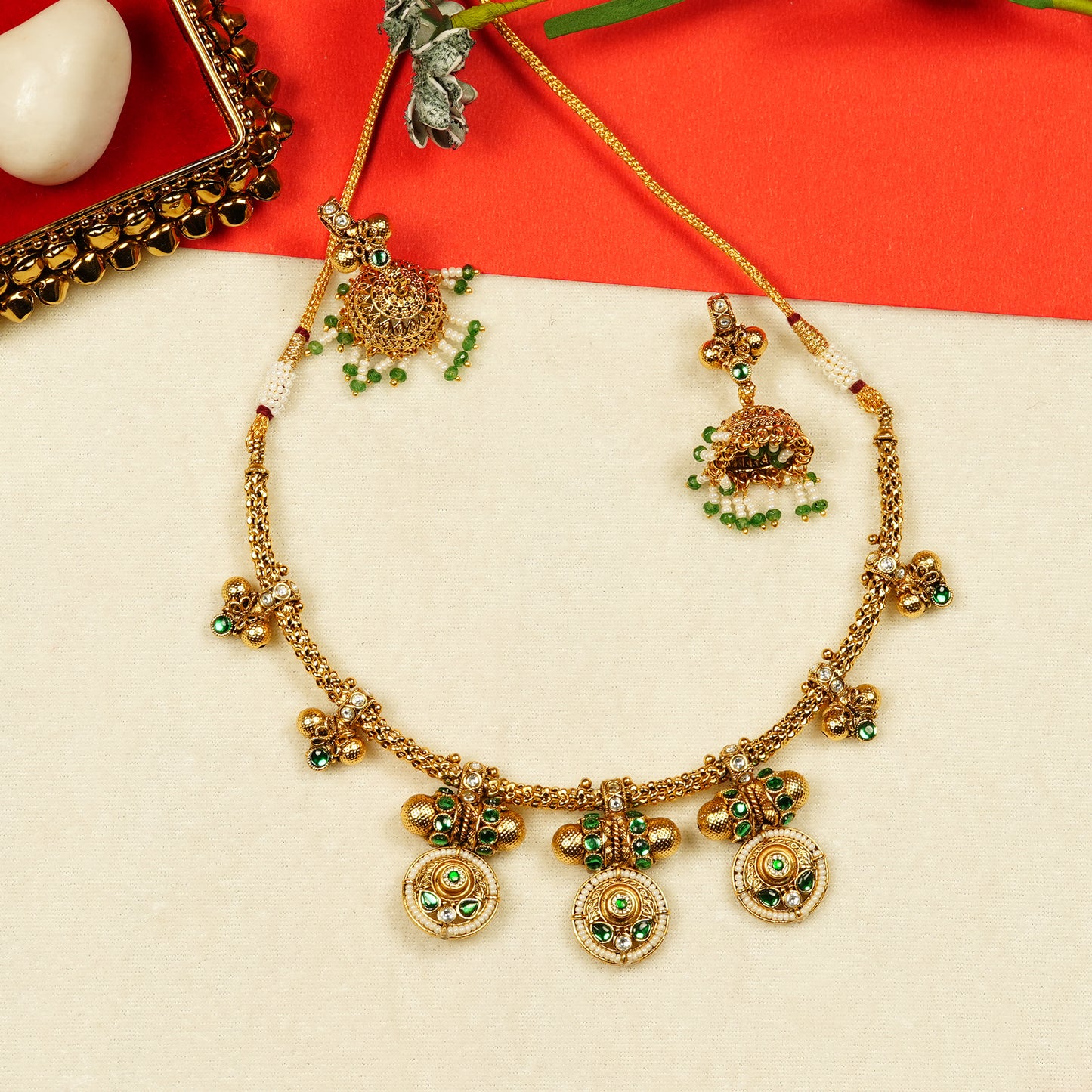 Aanura Traditional Necklace & Earring Set