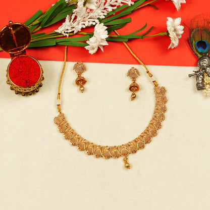 Aanura Gold Plated Scallop Necklace Set