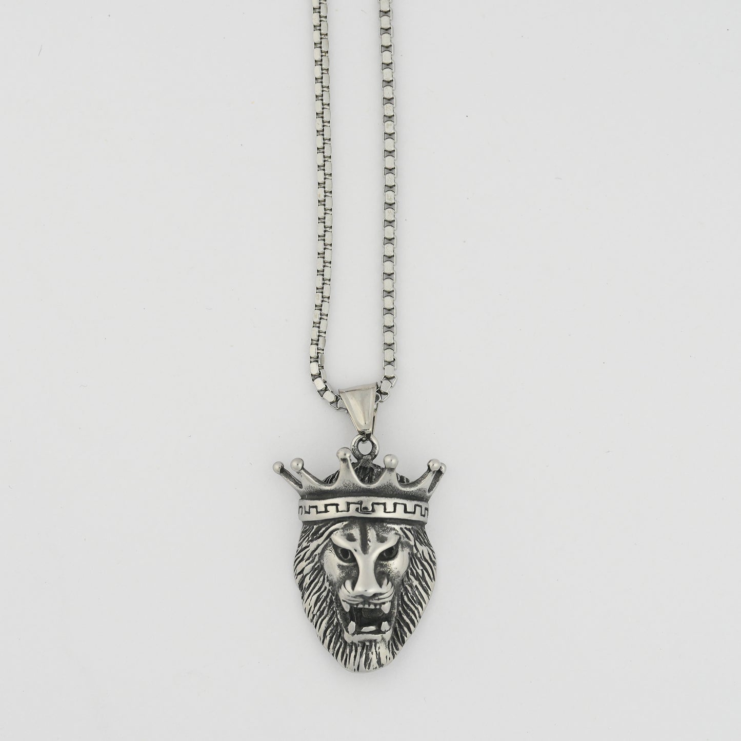 Aanura Silver Crowned Lion Chain For Men