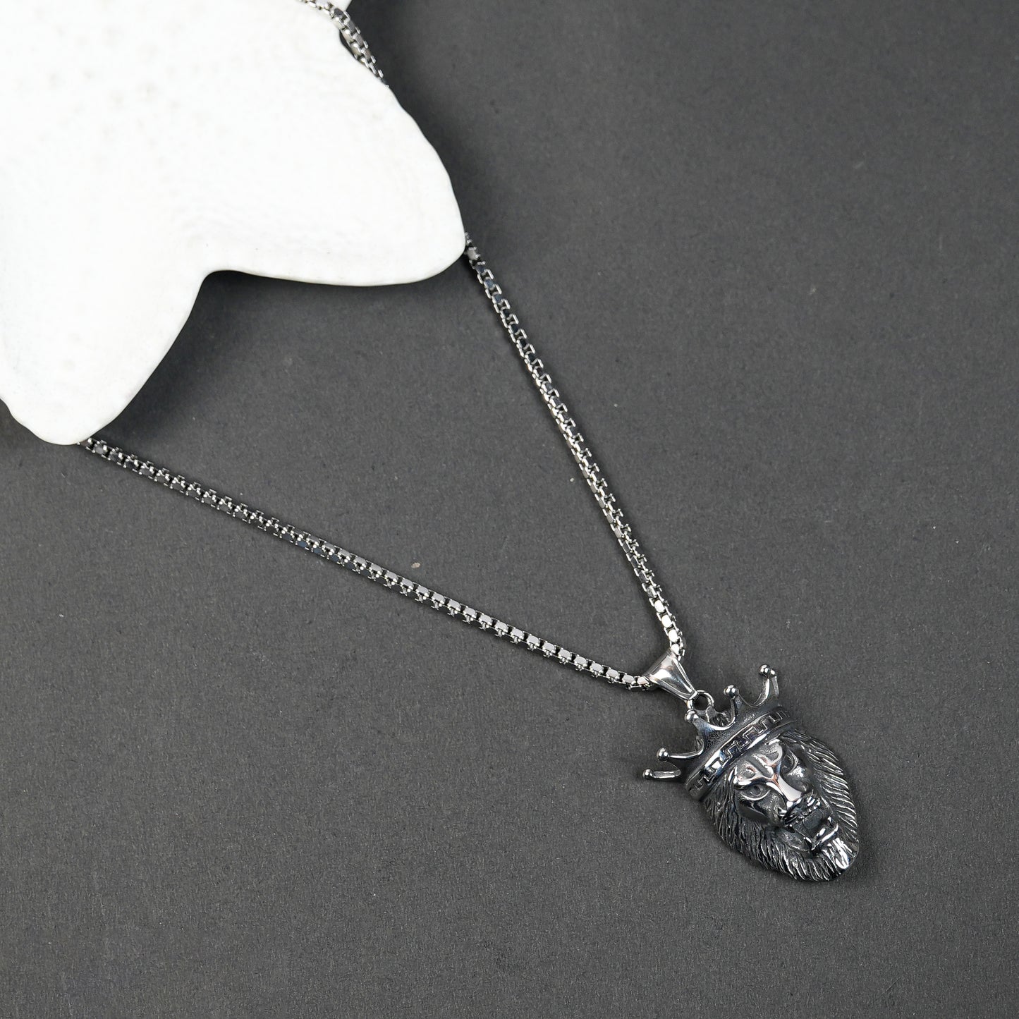 Aanura Silver Crowned Lion Chain For Men
