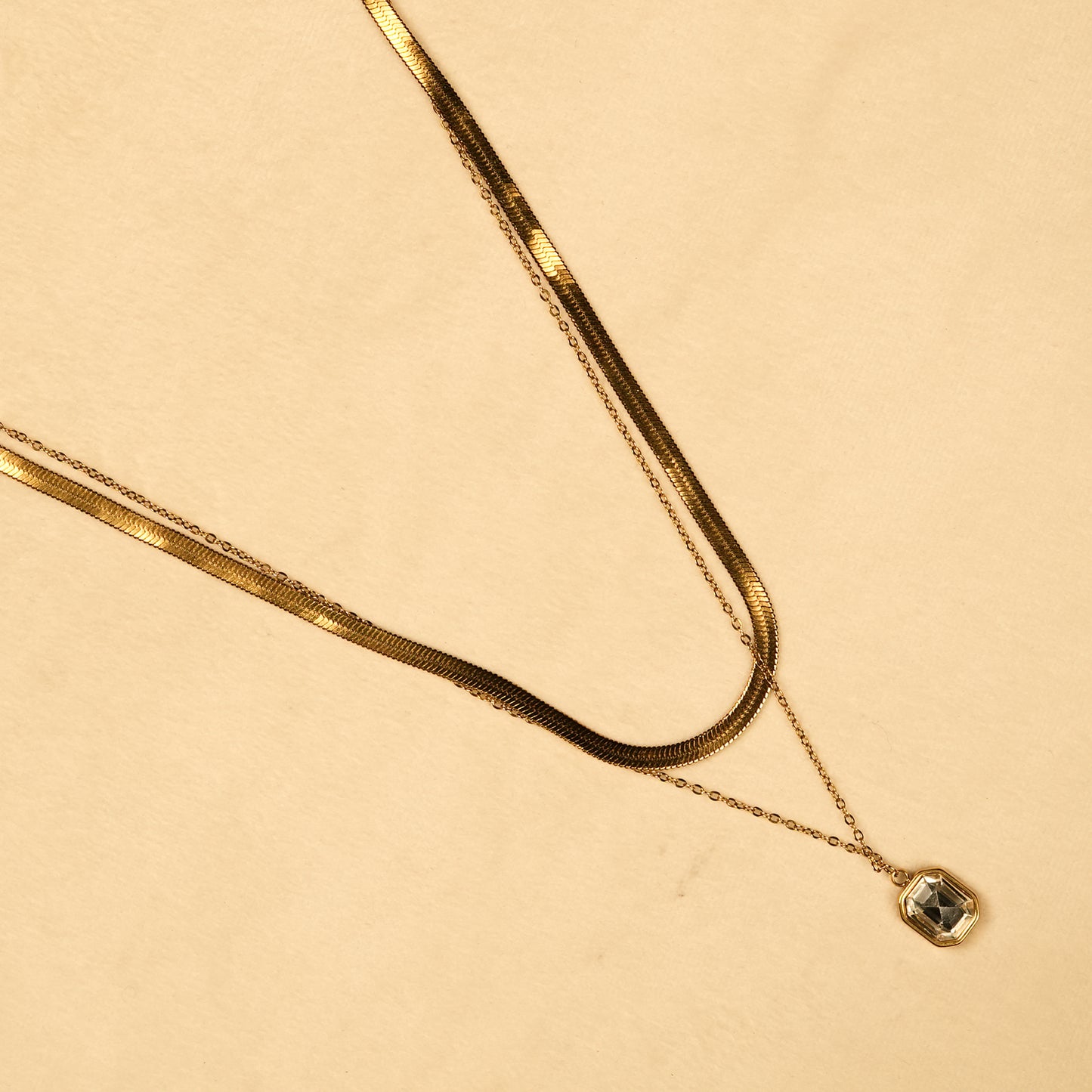 Aanura Dual Layer Pendant Chain Necklace