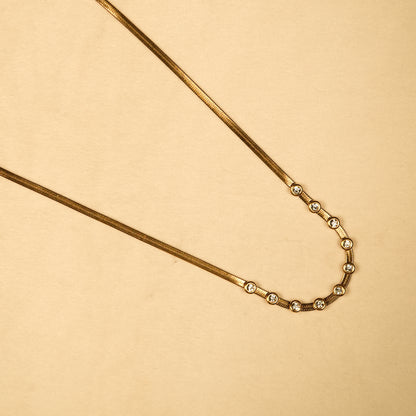 Aanura Minimal Stone Curve Adjustable Necklace