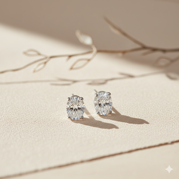 Aanura Square Princess-Cut Stud Earrings in 925 Silver