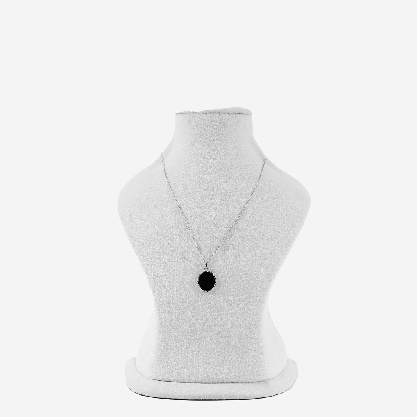 Aanura Black Onyx Oval Pendant Necklace in 925 Silver