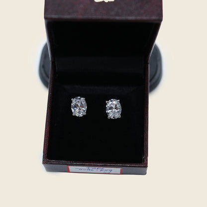 Aanura Square Princess-Cut Stud Earrings in 925 Silver
