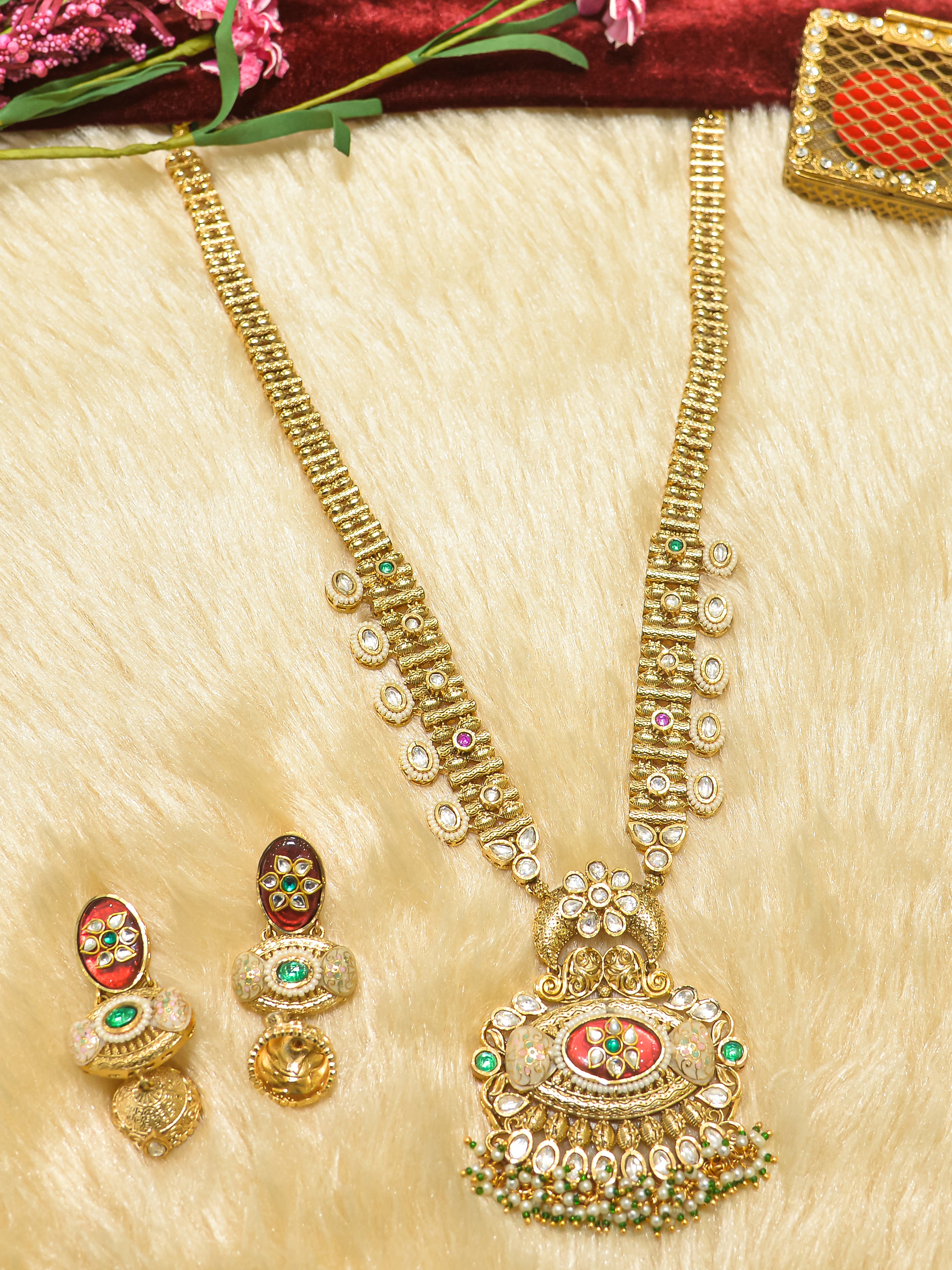 Aanura Antique Rani Haar with Kundan & Pearl Pendant