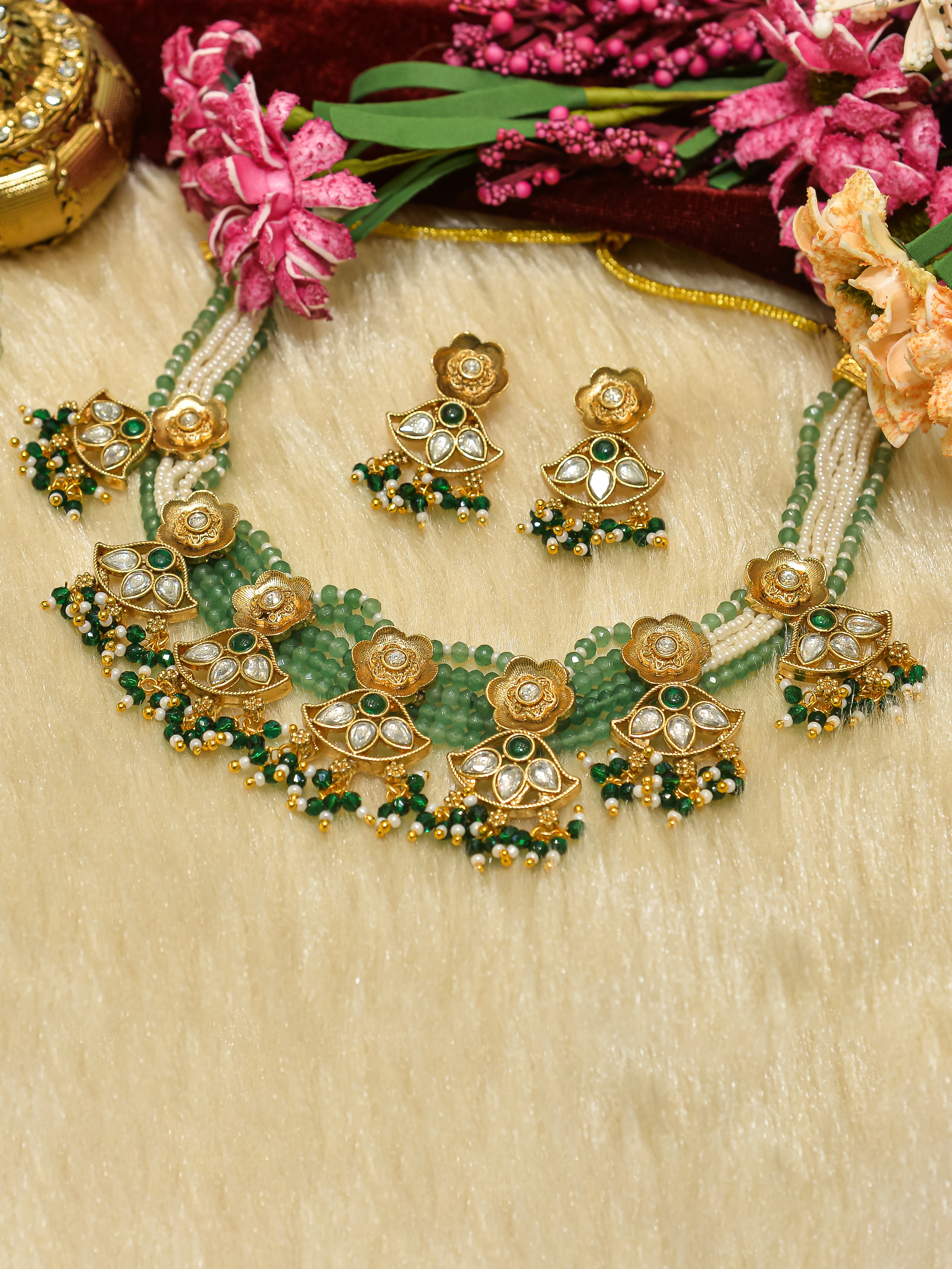 Aanura Floral Kundan Choker Necklace with Beaded Drops