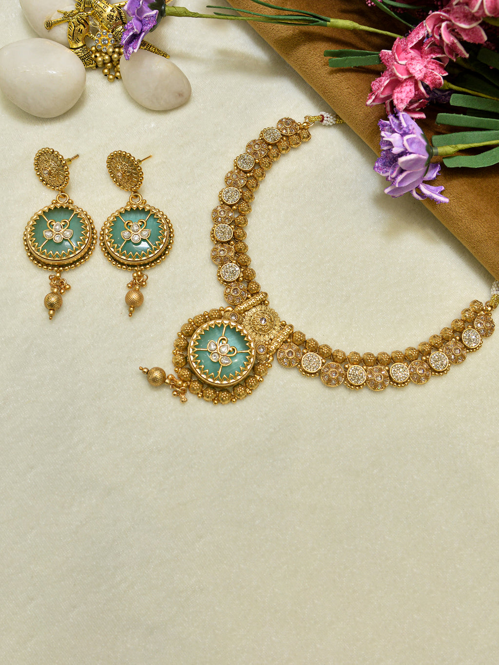 Aanura Circular Heritage Necklace with Green Stones