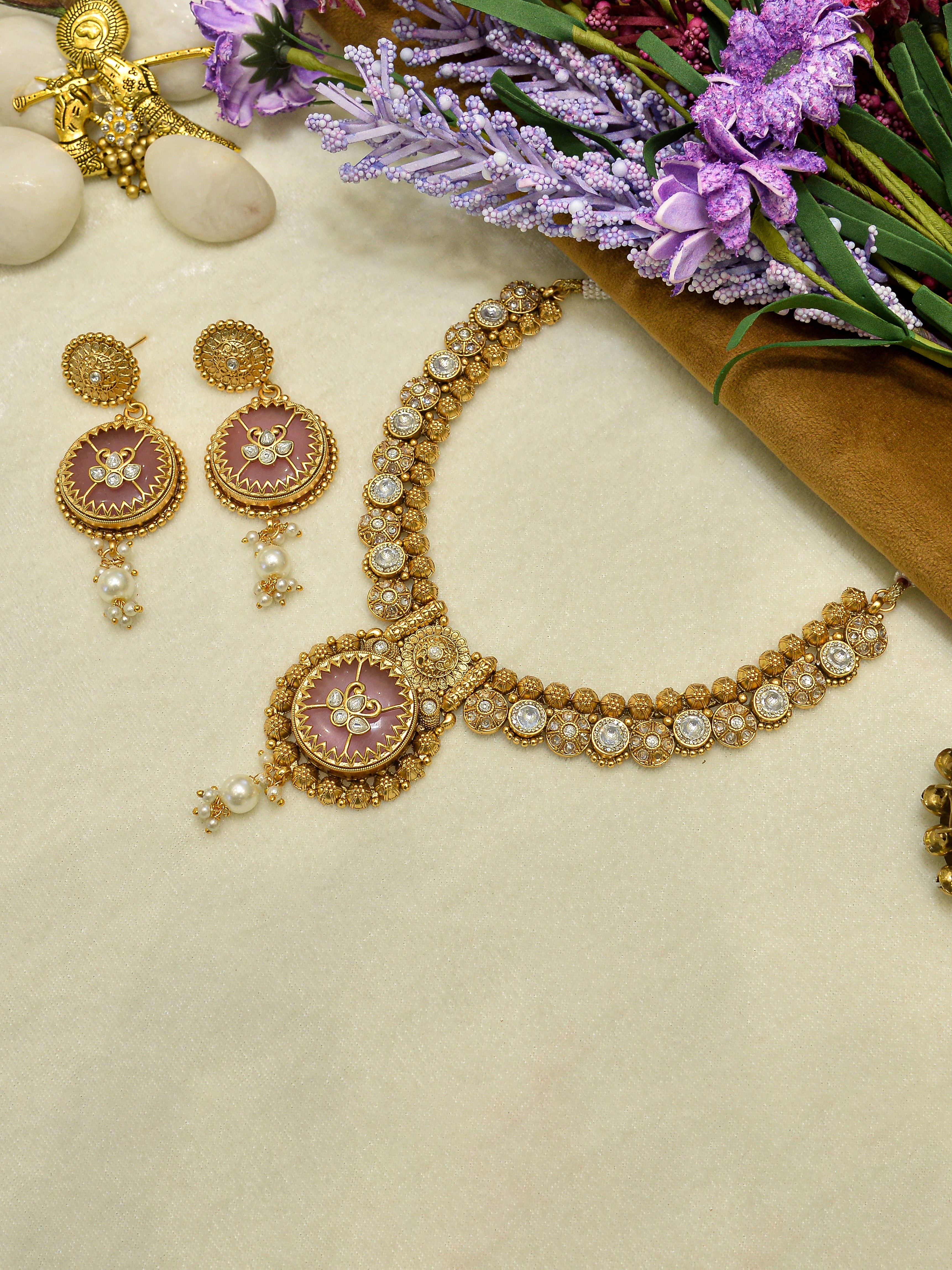 Aanura Circular Heritage Necklace with Green Stones
