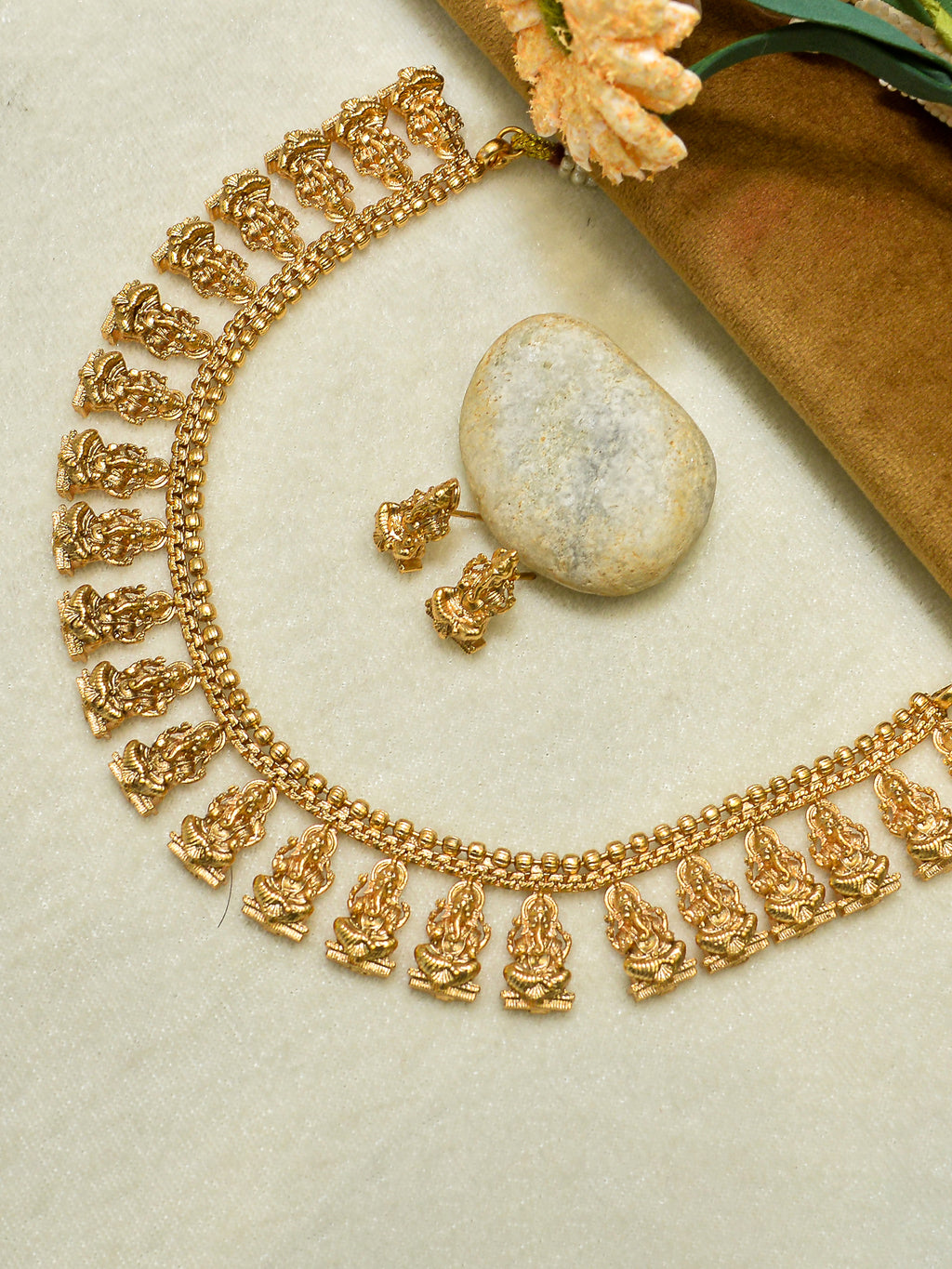 Aanura Antique Temple Goddess Choker Necklace Set