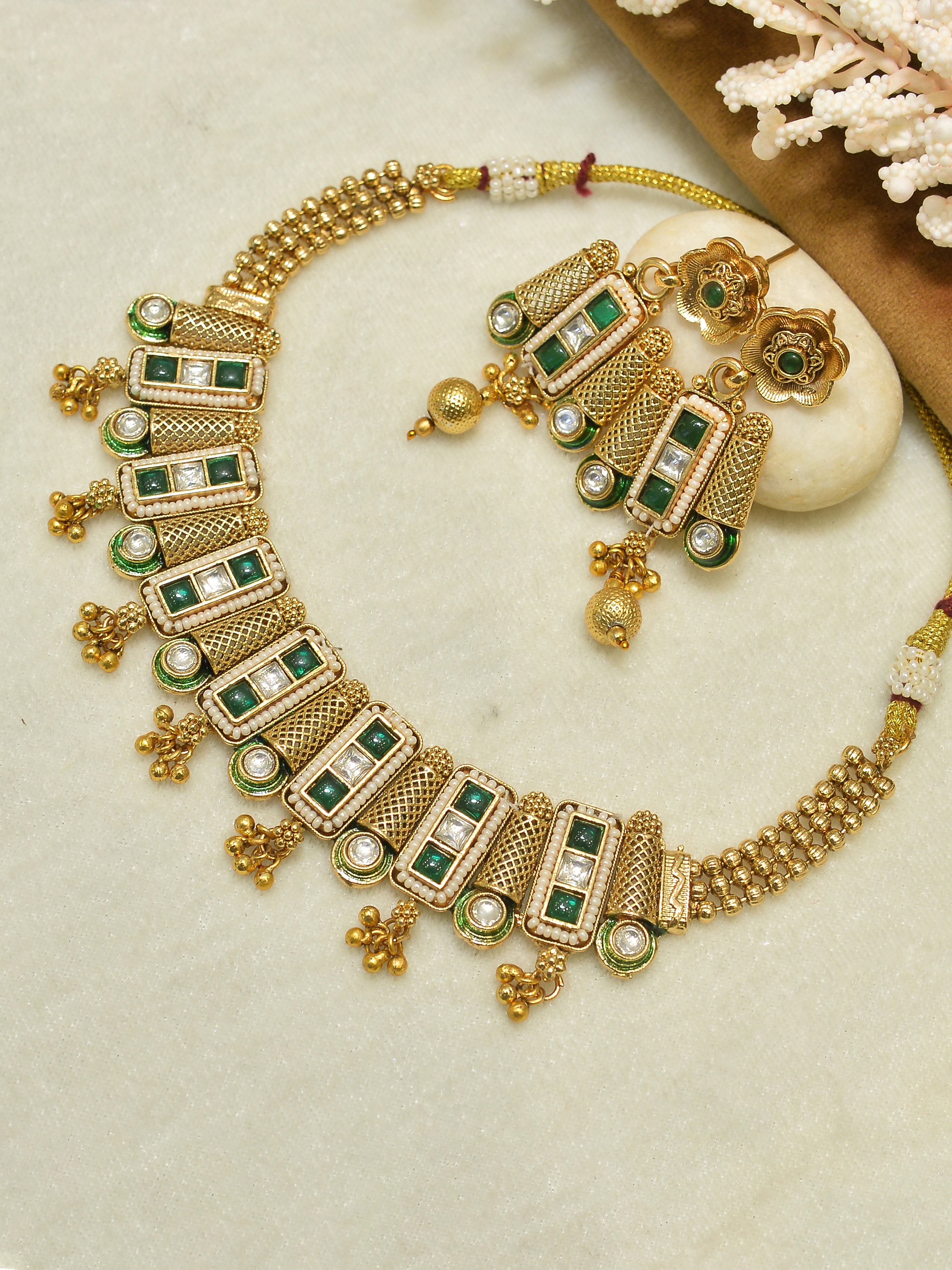 Aanura Antique Green Kundan Choker Necklace Set