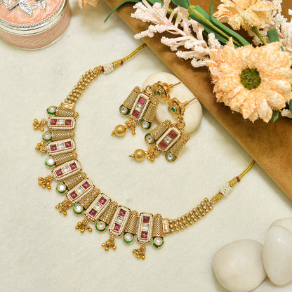 Aanura Antique Green Kundan Choker Necklace Set