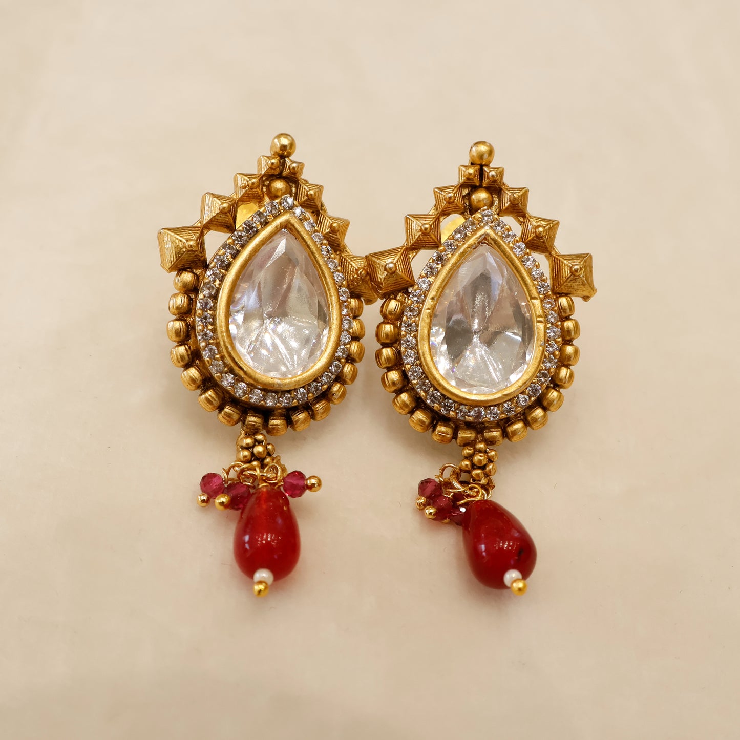 Aanura Antique Pearl Drop Kundan Choker Necklace Set